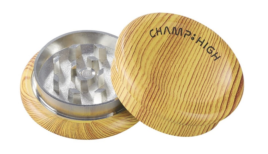 WOODEN PATTERN Grinder – 50mm CNC, 2 - delt Tregrinder - Smoke - ShopWOODEN PATTERN Grinder – 50mm CNC, 2 - delt TregrinderGrinder av treverkChamp HighSmoke - ShopWOODEN PATTERN Grinder – 50mm CNC, 2 - delt Tregrinder